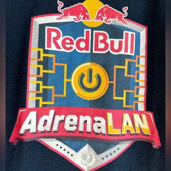 Red Bull Tshirt - Picture 2 of 4